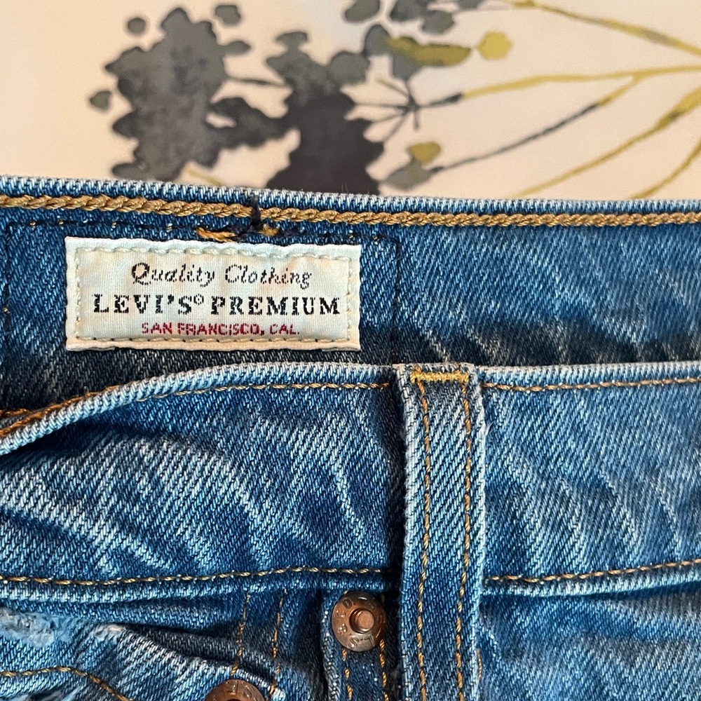 Levi's Denim Ribcage Straight - Picture 2 of 6